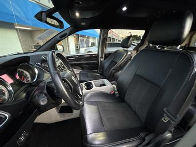 2019 Dodge Grand Caravan SXT - Photo 10 - National City, CA 91950