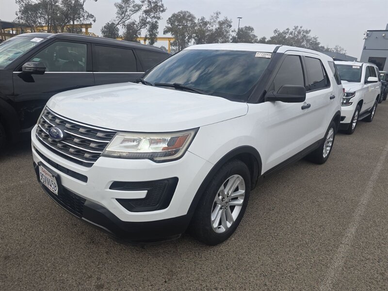 2017 Ford Explorer   - Photo 1 - National City, CA 91950