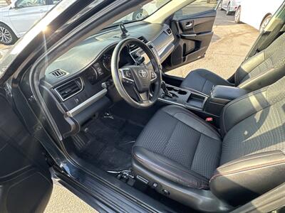 2015 Toyota Camry LE   - Photo 9 - 