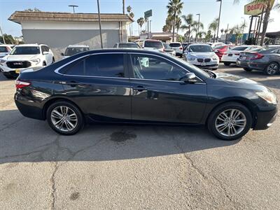 2015 Toyota Camry LE   - Photo 4 - 