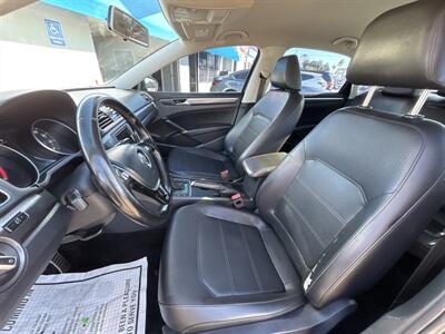 2018 Volkswagen Passat 2.0T S   - Photo 10 - 