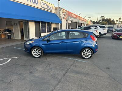 2019 Ford Fiesta SE   - Photo 2 - National City, CA 91950
