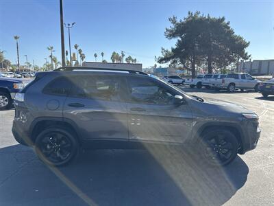 2016 Jeep Cherokee Sport Altitude   - Photo 3 - National City, CA 91950