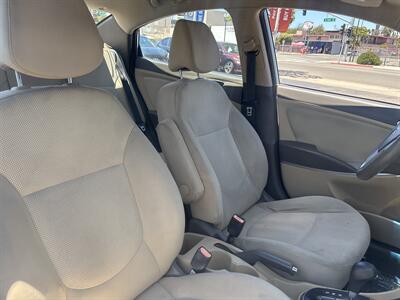 2014 Hyundai ACCENT GLS   - Photo 11 - National City, CA 91950