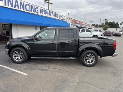 2019 Nissan Frontier SL   - Photo 2 - National City, CA 91950