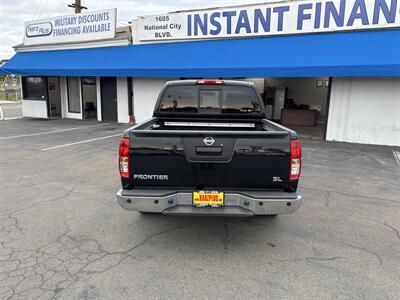 2019 Nissan Frontier SL   - Photo 4 - National City, CA 91950