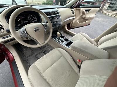 2014 Nissan Altima 2.5 S - Photo 13 -