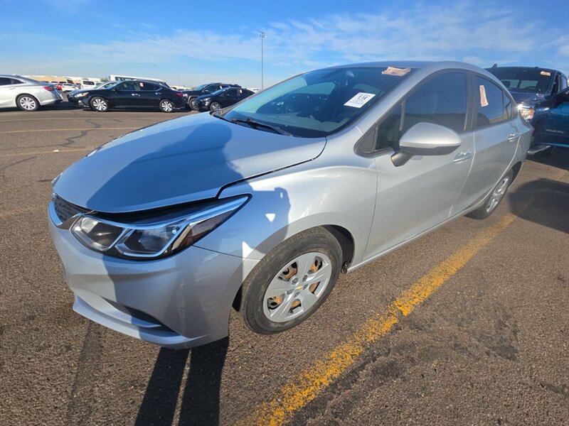 2018 Chevrolet Cruze LS Auto   - Photo 1 - National City, CA 91950