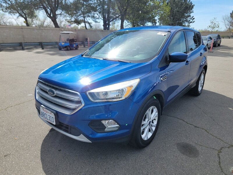 2017 Ford Escape SE   - Photo 1 - National City, CA 91950