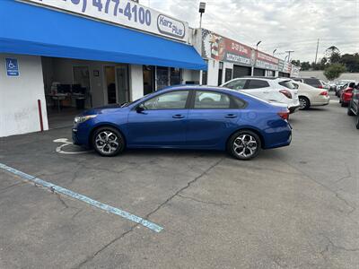 2020 Kia Forte LXS   - Photo 2 - National City, CA 91950