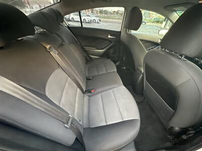 2018 Kia Forte LX - Photo 11 - National City, CA 91950
