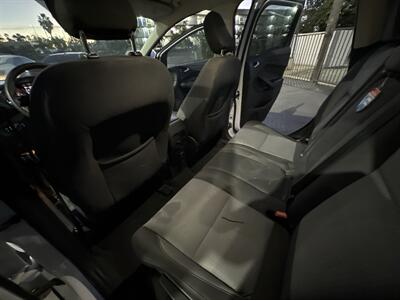 2018 Ford Escape SE - Photo 12 -