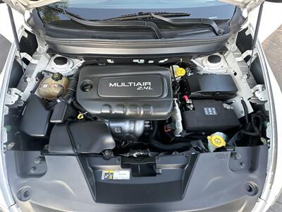 2016 Jeep Cherokee Sport   - Photo 14 - 