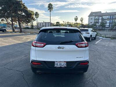 2016 Jeep Cherokee Sport   - Photo 6 - 