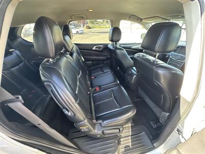 2017 Nissan Pathfinder SL - Photo 13 - National City, CA 91950