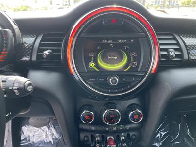 2017 MINI Hardtop 2 Door Cooper S   - Photo 11 - National City, CA 91950