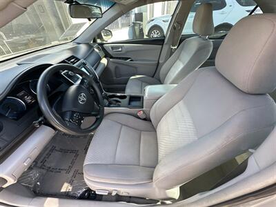 2016 Toyota Camry LE   - Photo 10 - National City, CA 91950