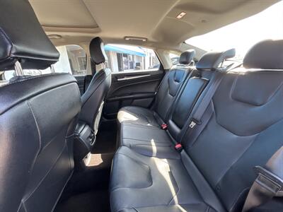 2020 Ford Fusion Energi Titanium - Photo 11 -