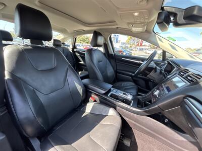 2020 Ford Fusion Energi Titanium - Photo 12 -