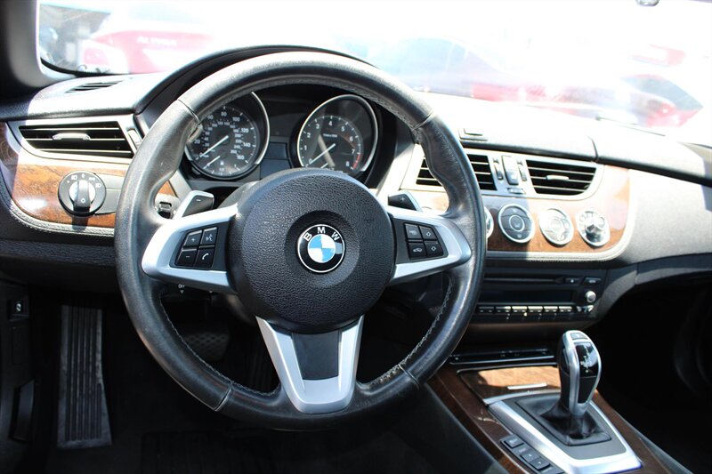 2013 BMW Z4 sDrive28i photo