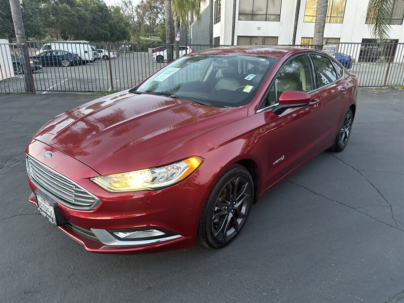 2018 Ford Fusion Hybrid SE  