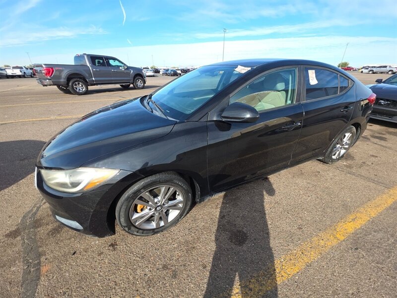 2017 Hyundai ELANTRA SE   - Photo 1 - National City, CA 91950