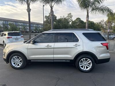 2017 Ford Explorer XLT   - Photo 8 - National City, CA 91950
