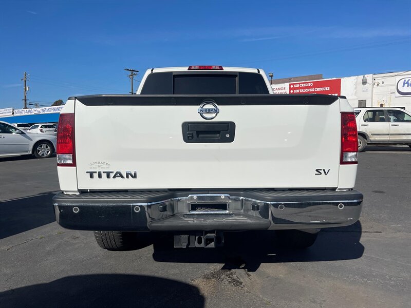 2015 Nissan Titan 36315 photo