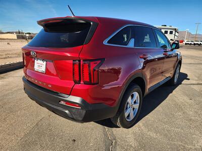 2021 Kia Sorento LX - Photo 5 - Lake Havasu City, AZ 86403