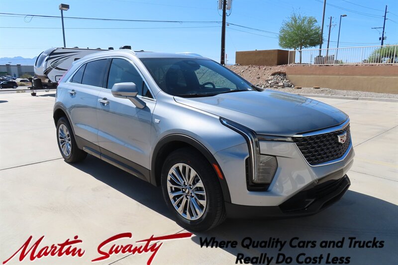 2024 Cadillac XT4 AWD Premium Luxury  