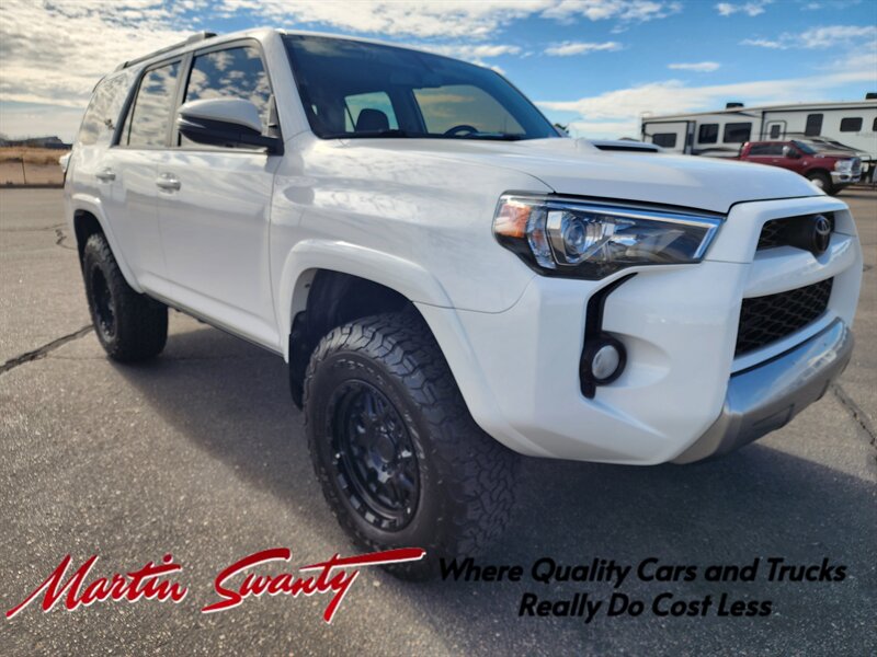 2019 Toyota 4Runner SR5  
