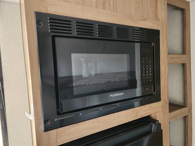 2024 Forest River Cherokee   - Photo 13 - Lake Havasu City, AZ 86403