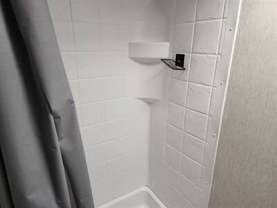 2024 Forest River Cherokee   - Photo 17 - Lake Havasu City, AZ 86403