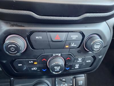2023 Jeep Renegade Trailhawk - Photo 25 - Lake Havasu City, AZ 86403