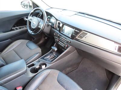 2019 Kia Niro EX   - Photo 13 - Lake Havasu City, AZ 86403