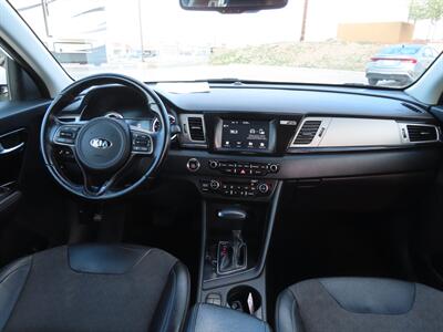 2019 Kia Niro EX   - Photo 2 - Lake Havasu City, AZ 86403