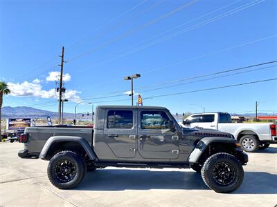 2020 Jeep Gladiator Rubicon   - Photo 9 - Lake Havasu City, AZ 86403