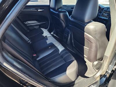 2019 Chrysler 300 Series 300S   - Photo 13 - Lake Havasu City, AZ 86403