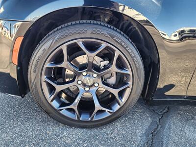 2019 Chrysler 300 Series 300S   - Photo 9 - Lake Havasu City, AZ 86403