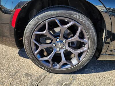 2019 Chrysler 300 Series 300S   - Photo 11 - Lake Havasu City, AZ 86403