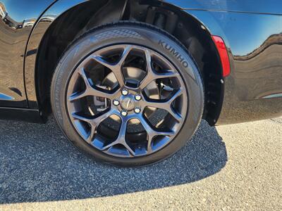 2019 Chrysler 300 Series 300S   - Photo 8 - Lake Havasu City, AZ 86403