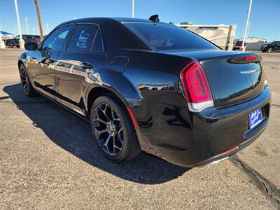 2019 Chrysler 300 Series 300S   - Photo 6 - Lake Havasu City, AZ 86403