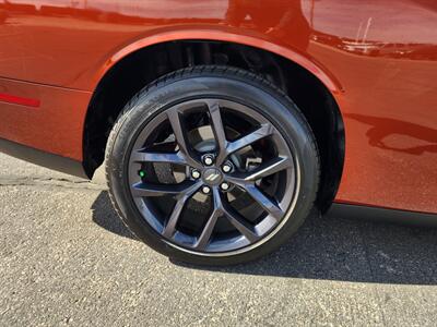 2021 Dodge Challenger SXT - Photo 11 - Lake Havasu City, AZ 86403