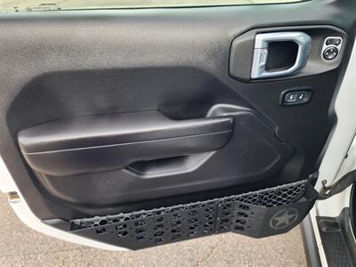 2021 Jeep Gladiator Mojave   - Photo 16 - Lake Havasu City, AZ 86403