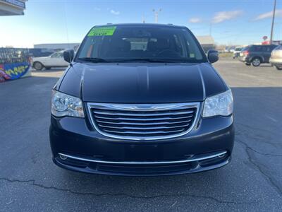 2013 Chrysler Town and Country Touring   - Photo 2 - Fruitland, ID 83619