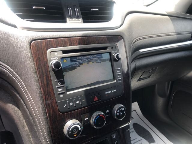 2016 Chevrolet Traverse LT - Photo 11 - Phoenix, AZ 85006