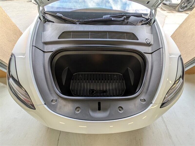 2021 Tesla Model Y Long Range - Photo 17 - Bountiful, UT 84010