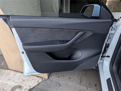 2021 Tesla Model Y Long Range - Photo 18 - Bountiful, UT 84010