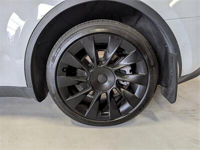 2021 Tesla Model Y Long Range - Photo 14 - Bountiful, UT 84010
