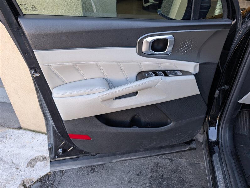 2022 Kia Sorento Plug-In Hybrid SX - Photo 18 - Bountiful, UT 84010